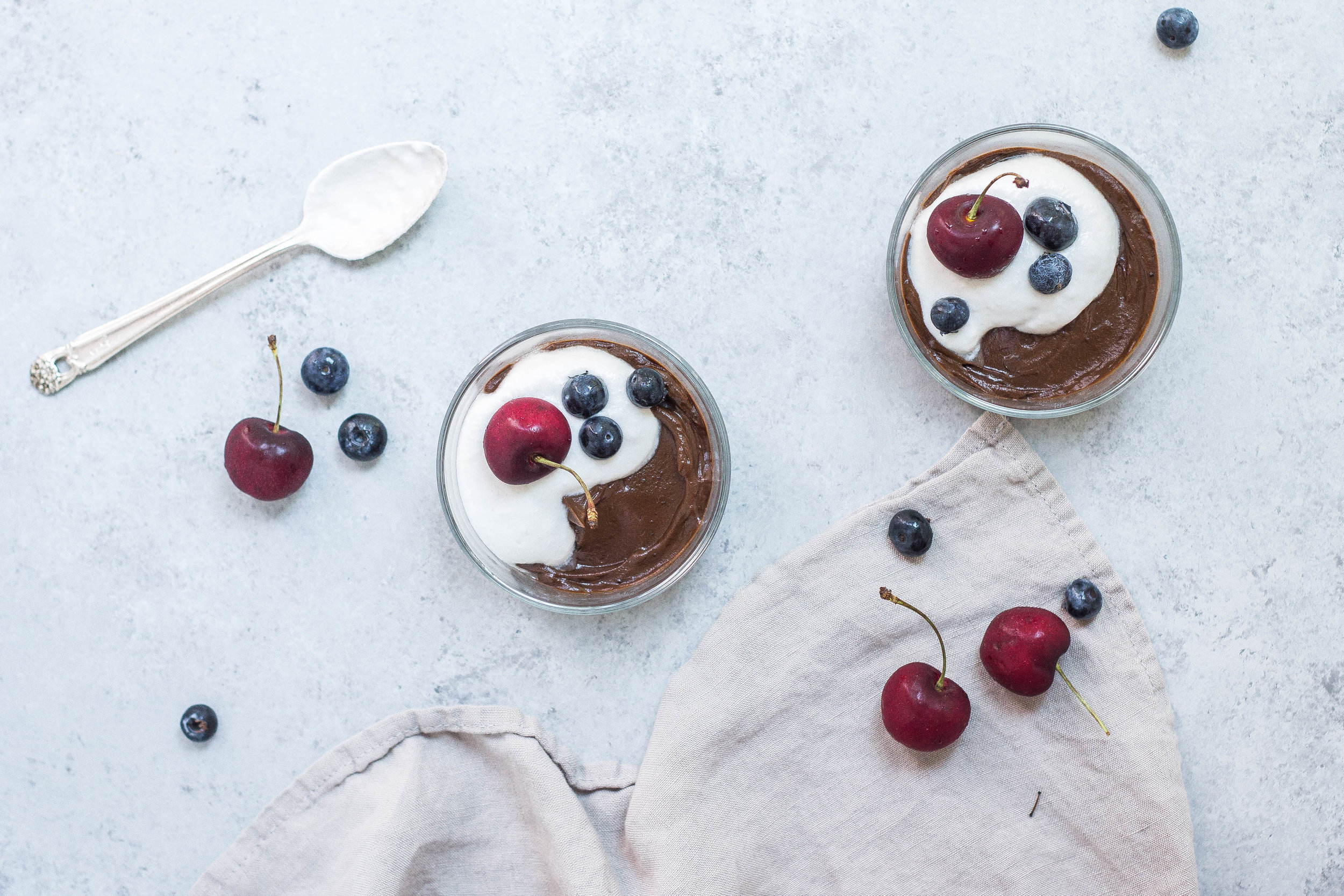 Chocolate Avocado Pudding (Paleo, Dairy-free, Nut-free & Vegan)