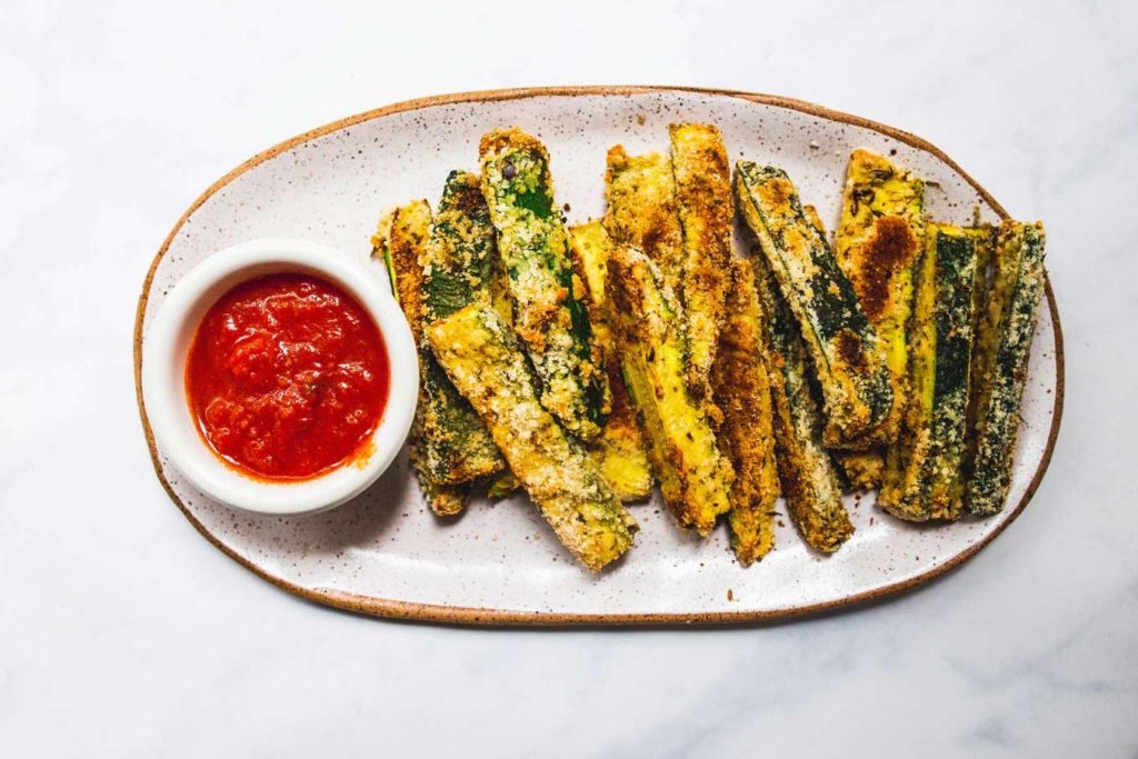 baked zucchini fries (paleo, low-carb, gluten-free) via Foodbymars