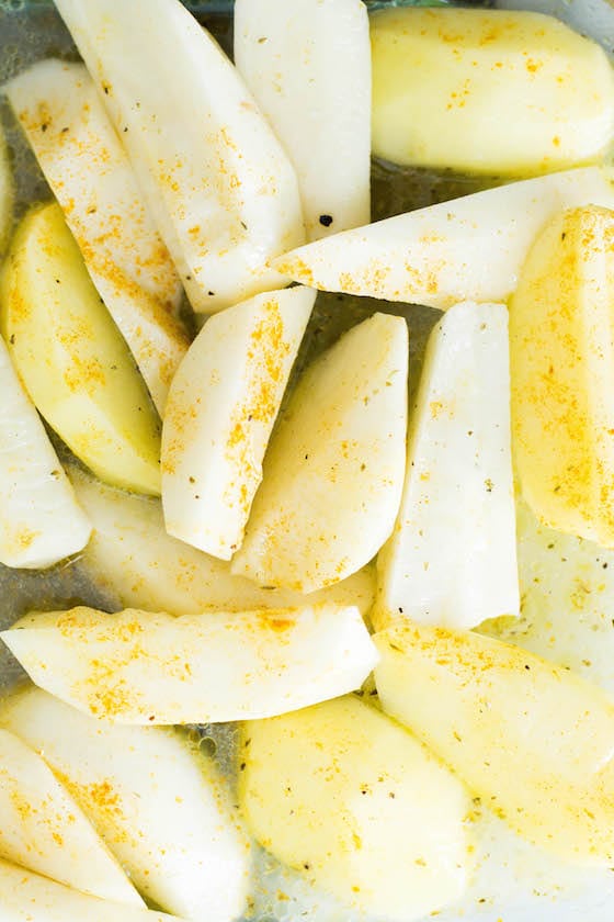 how to make Greek lemon potatoes