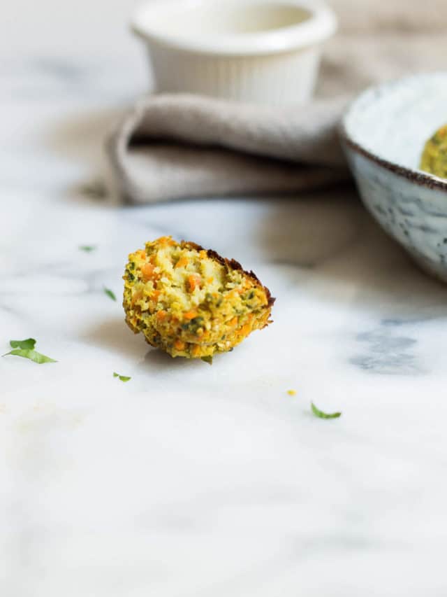 Spiced Cauliflower Bites (paleo, vegetarian, low-carb)