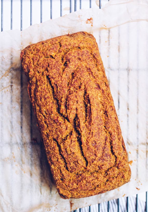 Paleo Pumpkin Banana Bread (refined sugar-free, gluten-free, grain-free) via Food by Mars