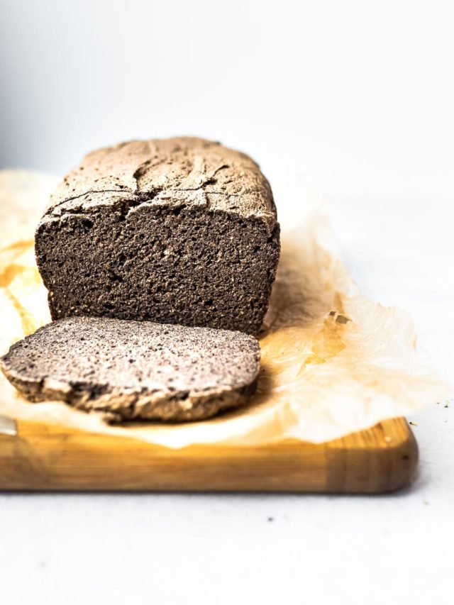 cropped-buckwheat-chia-bread-8753.jpg