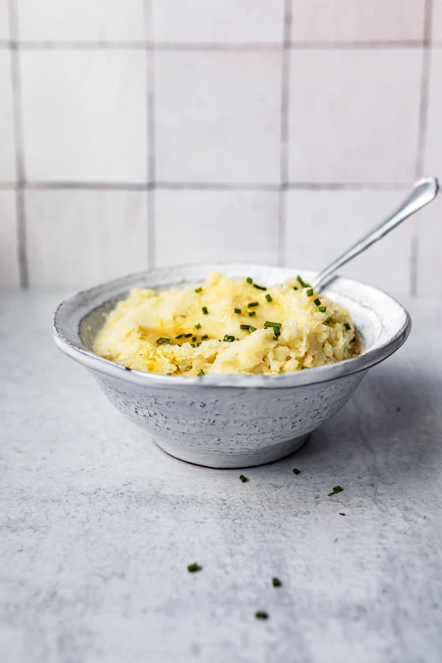 how to make mashed cauliflower that's dairy-free and low-carb