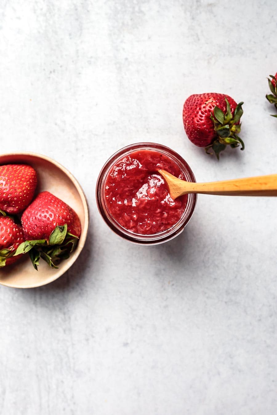 Homemade Paleo Strawberry Jam (AIP, refined sugar-free) - Food By Mars