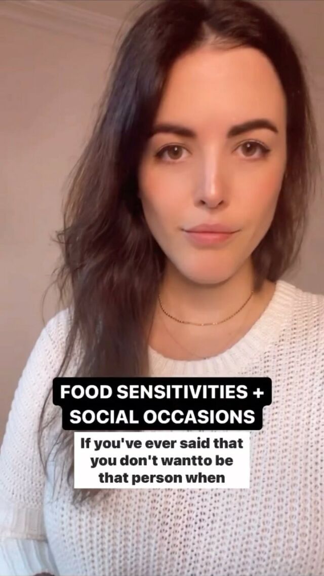 Friendly Reminder! Got food sensitivities? 
Try this when you’re eating in front of people. Drop a 🔥 below if you’re with me and share it with someone who needs this advice!

🙋🏻‍♀️I’m Alison @foodbymars and I’ve got your back with overcoming food sensitivities and supporting gut health. Follow for #paleo recipes and #nutritiontips 

#hashimotosdisease #foodsensitivities #celiac #ibs #sibo #nutritionist #guthealth #autoimmunedisease #aipdiet