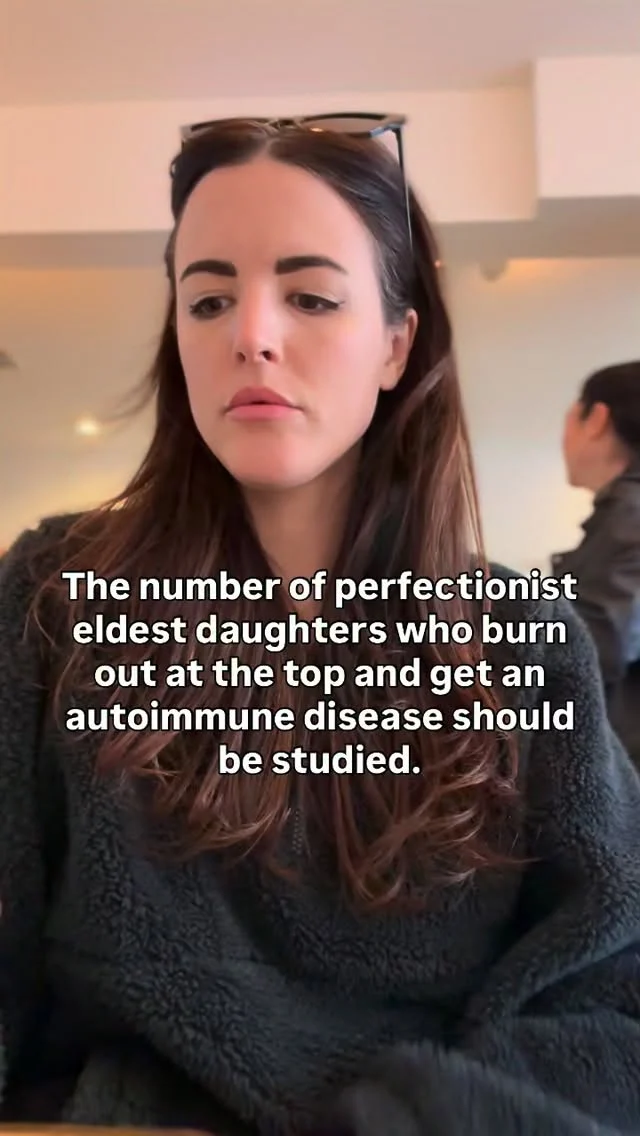 Quite the phenomenon 😂👑 

#hashimotosthyroiditis #autoimmunehealing #ibs #pcos #aipdiet