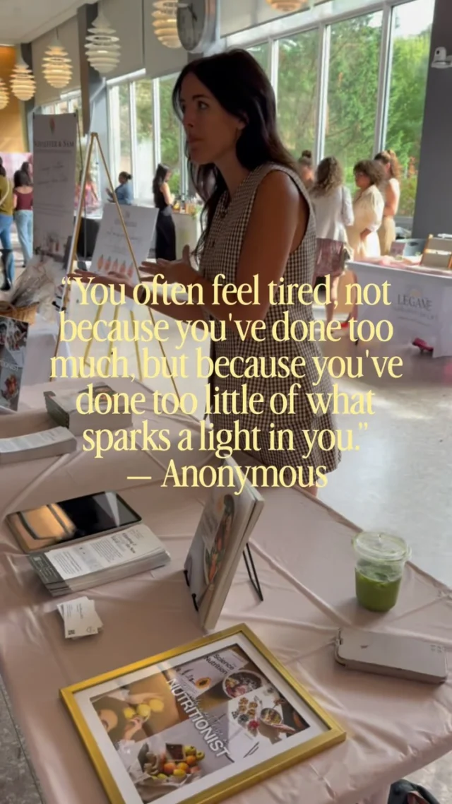 When you’re nursing an autoimmune disease but also an ambitious, life-loving woman… it can feel sometimes like you’re tired bc of you’re body alone, or that you need to tiptoe around your body.

That’s why I’m not in my “healing era” anymore, I’m in my “resilience era” 🫶🏼 

Doing more of what lights us up can give us energy while we still treat ourselves with love and care.

If that’s you, I’m glad you’re here 👑🦋

Thanks for having me @babesinbusinesslongisland @babes_university I loved mentoring the babes about nutrition as a career path with @ntatraining 💕

#hashimotos #autoimmunedisease #guthealth #rootcausehealing #nutritionaltherapy